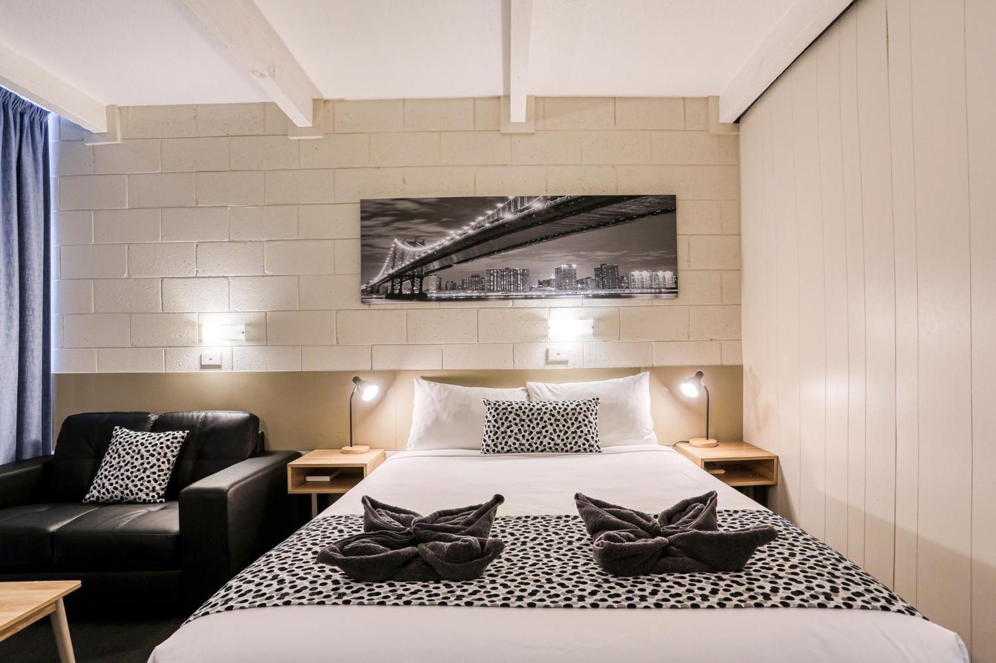 Castle Creek Motor Inn اوروا المظهر الخارجي الصورة