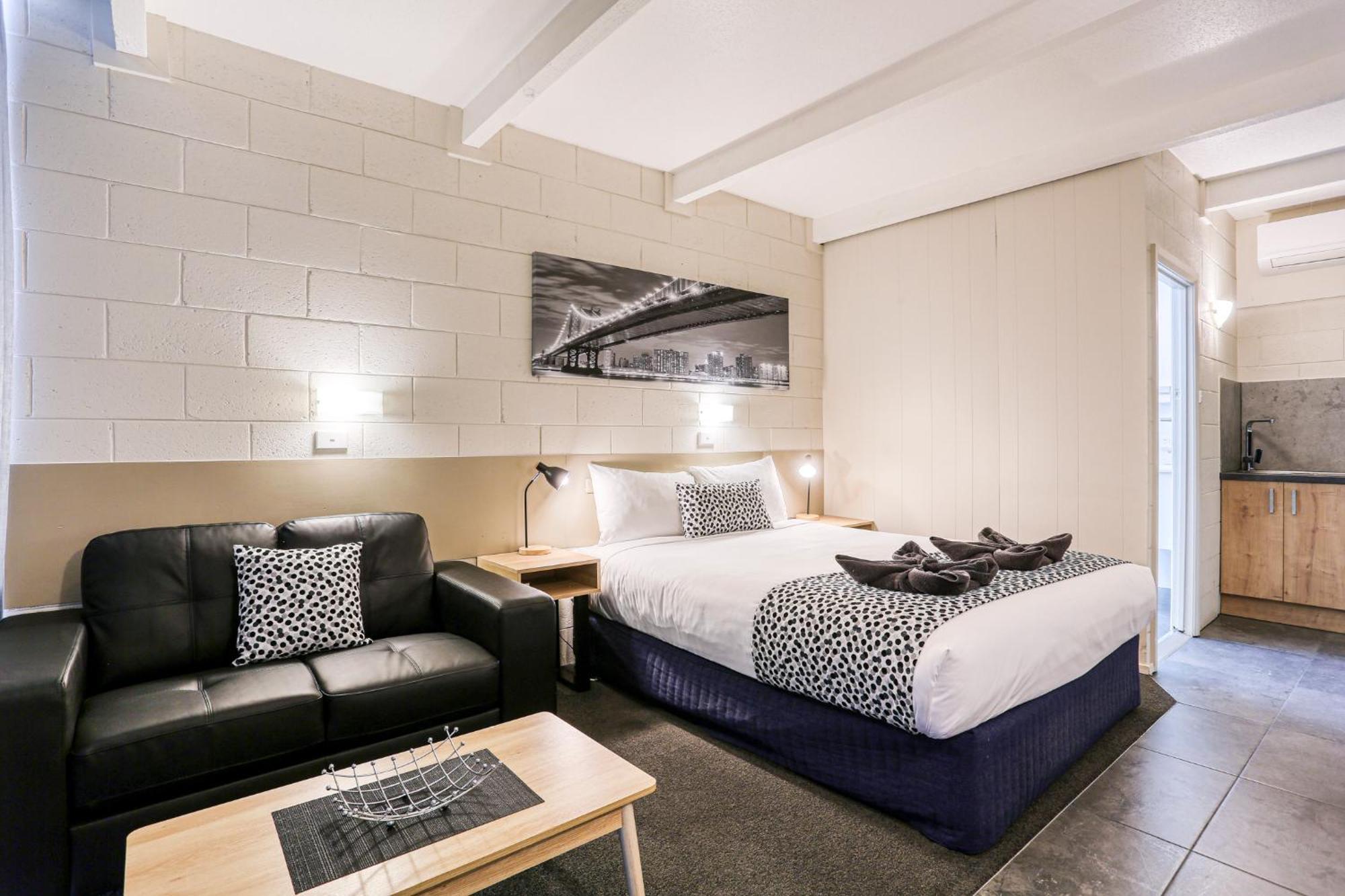 Castle Creek Motor Inn اوروا المظهر الخارجي الصورة