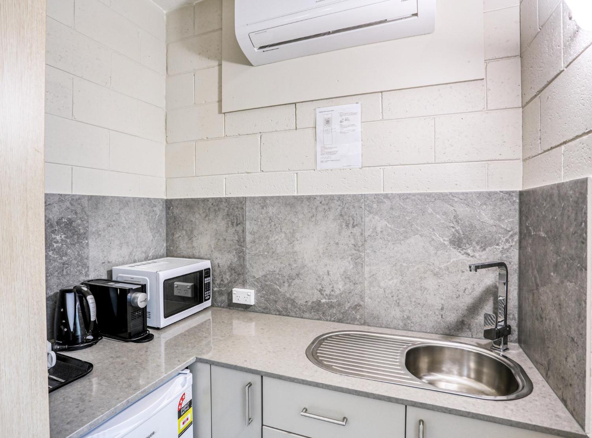 Castle Creek Motor Inn اوروا المظهر الخارجي الصورة